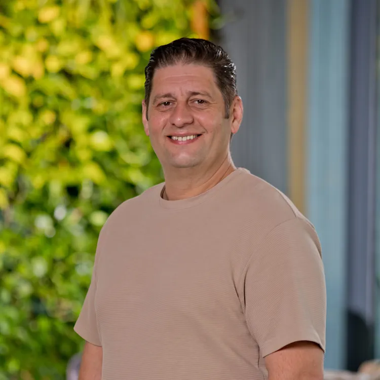 teammember-image